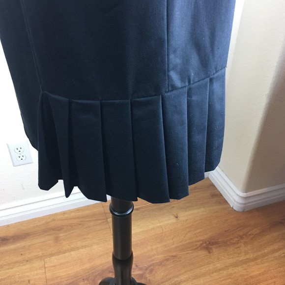 Tahari Black Pleated Dress - Picture 4 of 5